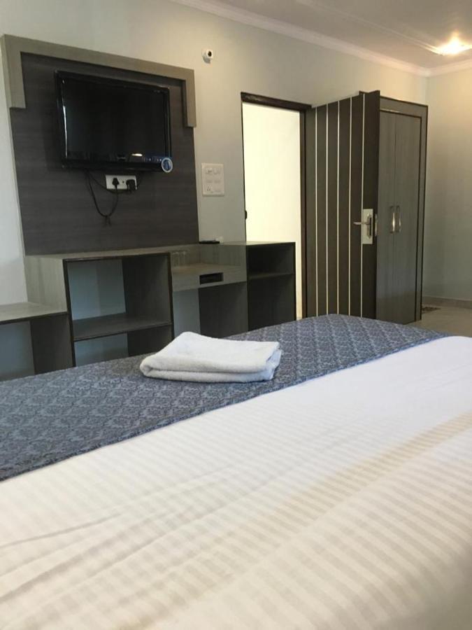 Hotel Devoy Inn By Namastexplorer Tapovan Rishikesh Luaran gambar